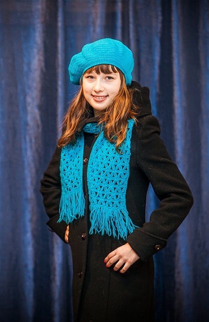 Берет и шарф (100% шерсть меринос) Модель: Медведева Елизавета
